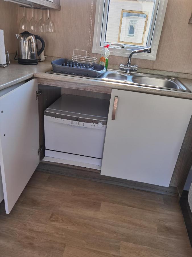 3 Bedroom Caravan With Hot Tub Tattershall Lakes Esterno foto