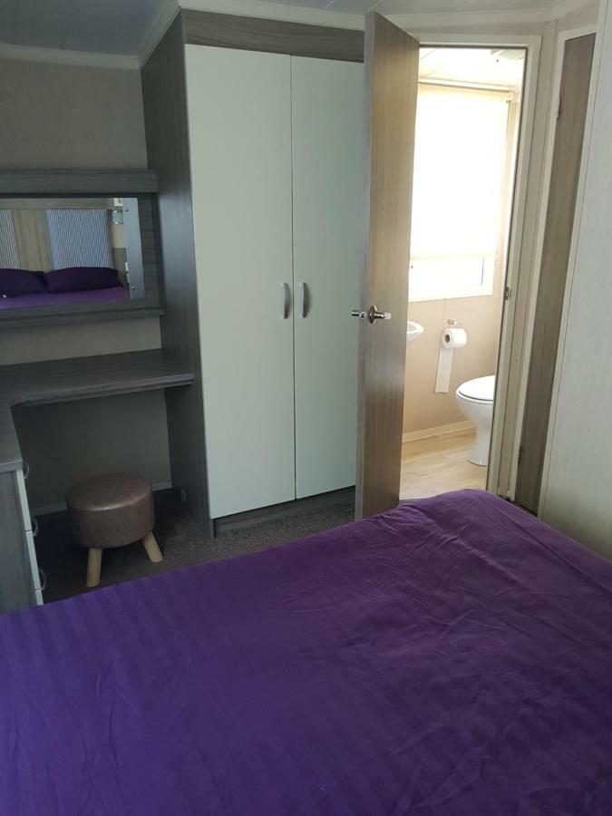 3 Bedroom Caravan With Hot Tub Tattershall Lakes Esterno foto