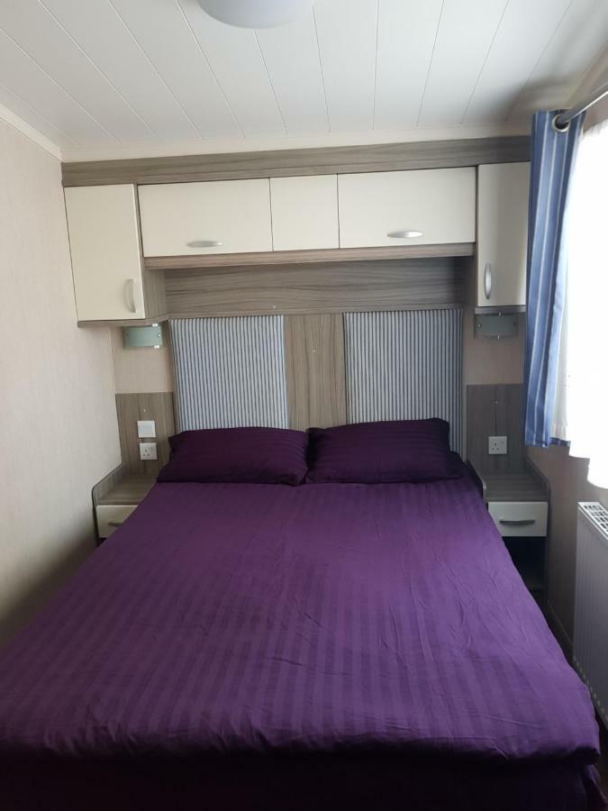 3 Bedroom Caravan With Hot Tub Tattershall Lakes Esterno foto